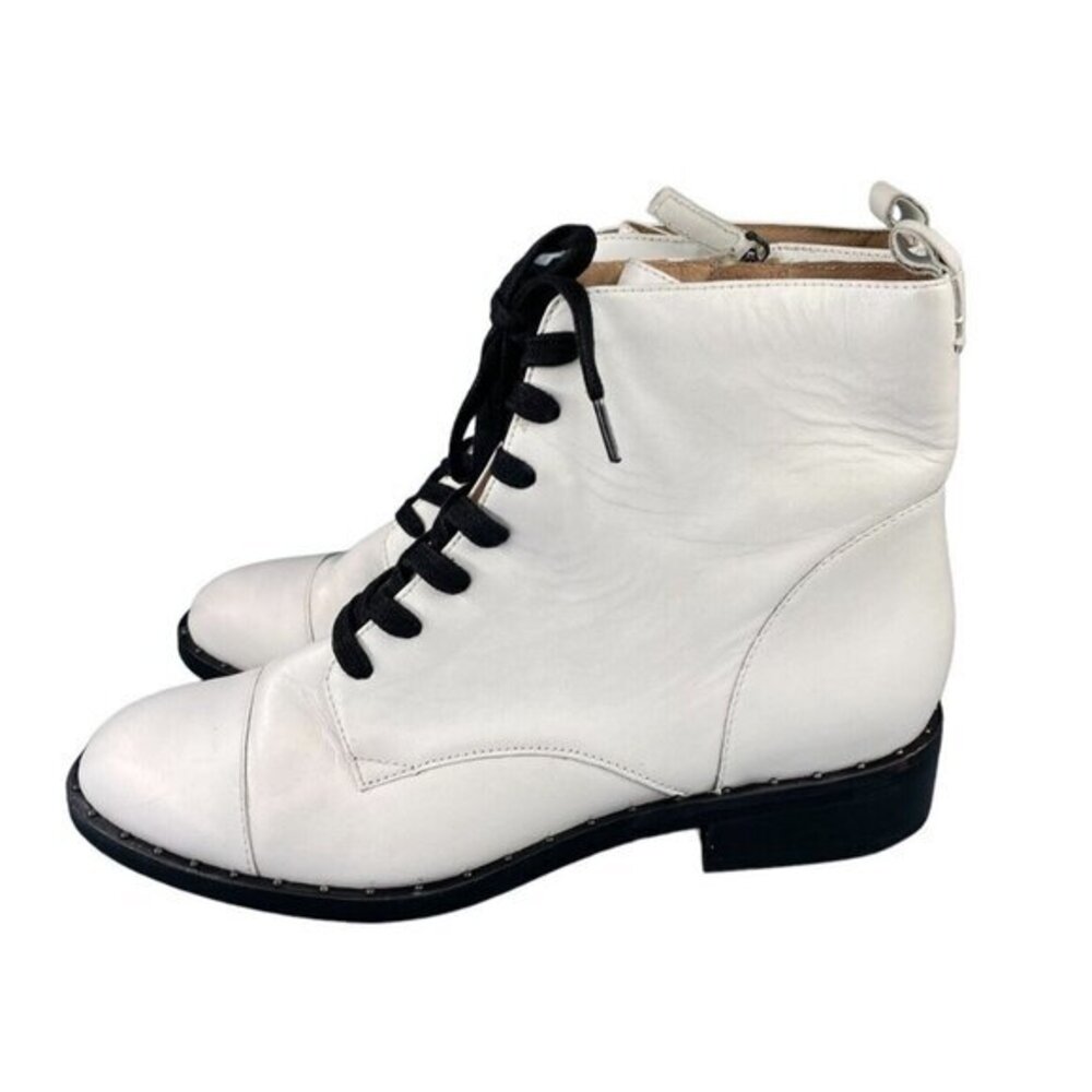 Halogen Women's Boots Layla White Leather Studs Lace Up Ankle Boots SZ 7.5